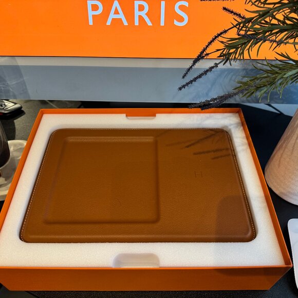Hermes Desk Charging Board Brown Leather Pad Brown H Logo Tray Station - Picture 4 of 5